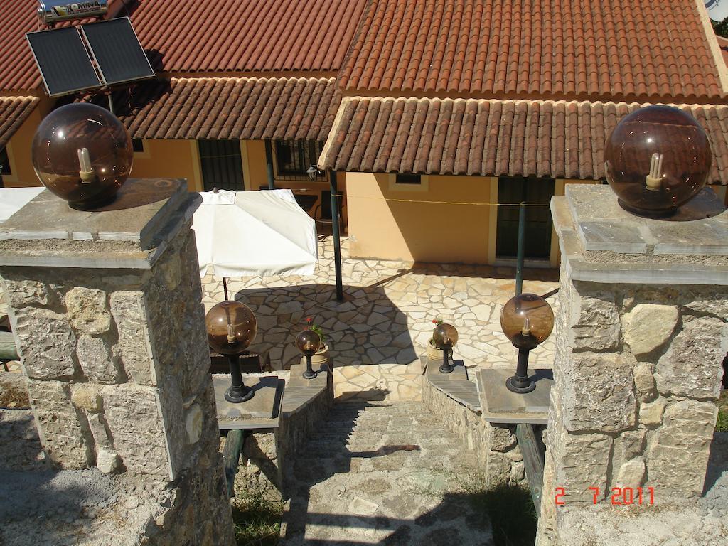 Serenita Apartments Ermones Exterior photo